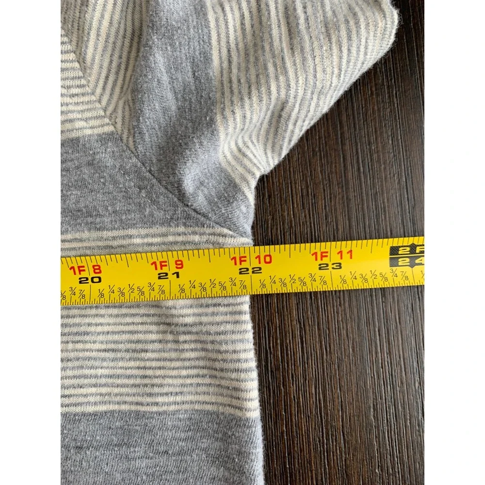 The North Face Mens Grey Striped Short Sleeve Pocket Polo Shirt Large Heritage